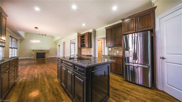 2325 Faircloth Way, High Point, NC 27265