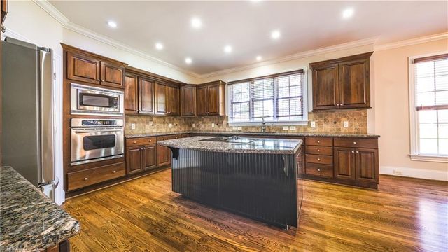 2325 Faircloth Way, High Point, NC 27265