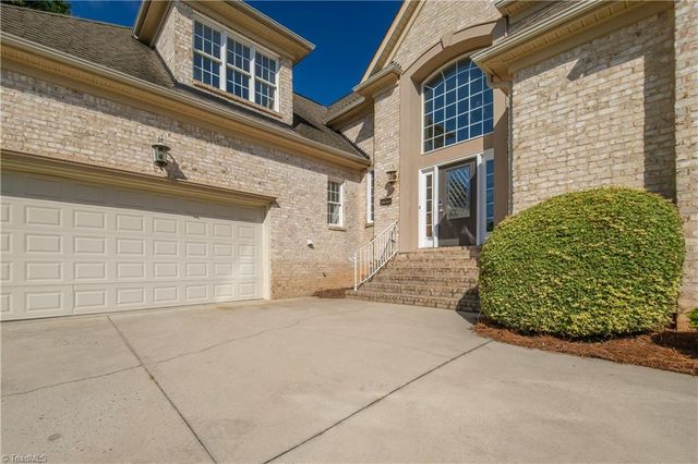 2325 Faircloth Way, High Point, NC 27265