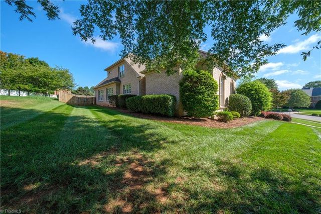 2325 Faircloth Way, High Point, NC 27265