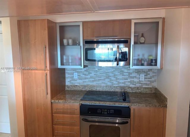 610 W Las Olas Blvd 1611N, Fort Lauderdale, FL 33312