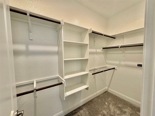 196 Mount Locke RD, Dripping Springs, TX 78620