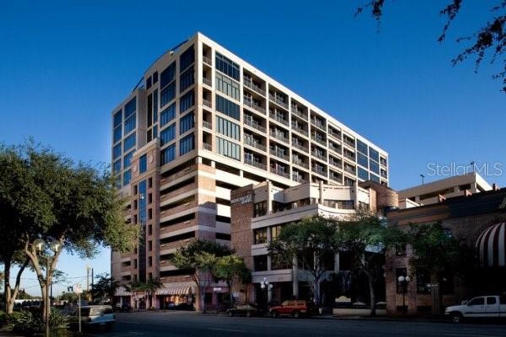 175 E 2ND STREET S 1006, St Petersburg, FL 33701