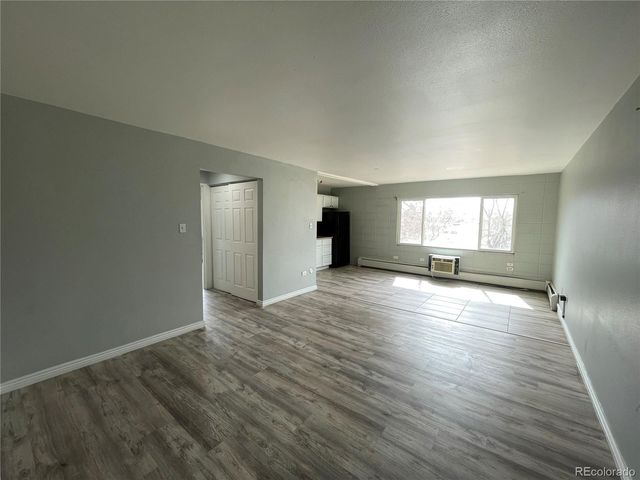 1590 Clinton Street 206, Aurora, CO 80010