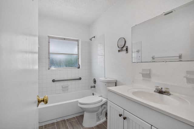 631 SW 10TH Court, Deerfield Beach, FL 33441