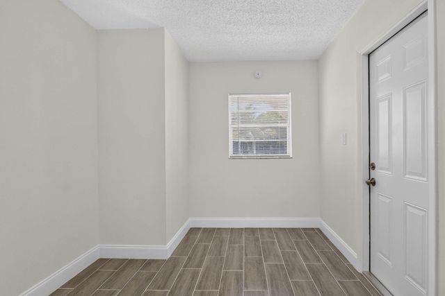 631 SW 10TH Court, Deerfield Beach, FL 33441