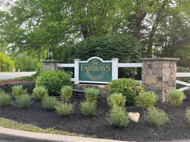 19 Putters Way 6, Middletown, NY 10940