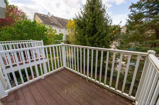 19 Putters Way 6, Middletown, NY 10940