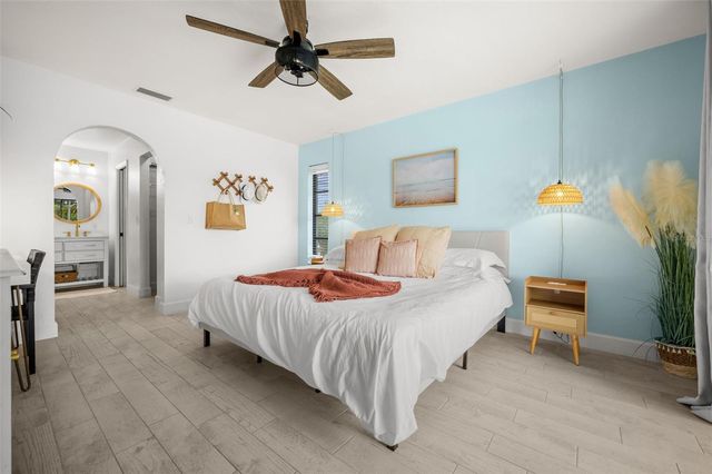 2102 SE 8TH STREET, Cape Coral, FL 33990