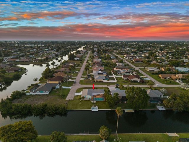 2102 SE 8TH STREET, Cape Coral, FL 33990