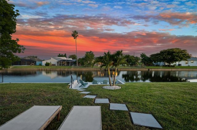 2102 SE 8TH STREET, Cape Coral, FL 33990