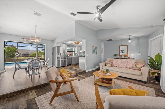 2102 SE 8TH STREET, Cape Coral, FL 33990
