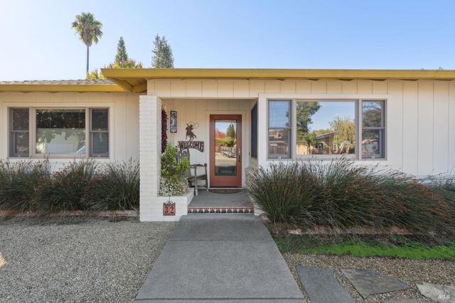 32 El Nido Ct, Sonoma, CA 95476
