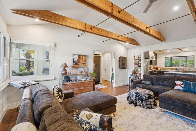 32 El Nido Ct, Sonoma, CA 95476