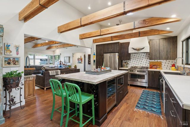 32 El Nido Ct, Sonoma, CA 95476