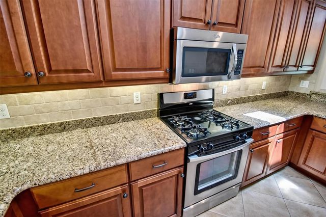 108 GOLFVIEW COURT, Bunnell, FL 32110