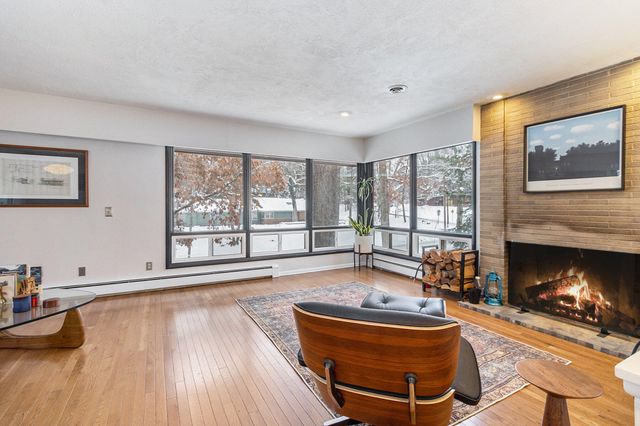 2146 Treehaven Drive, Kalamazoo City, MI 49008