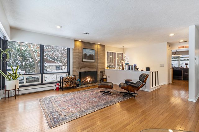 2146 Treehaven Drive, Kalamazoo City, MI 49008