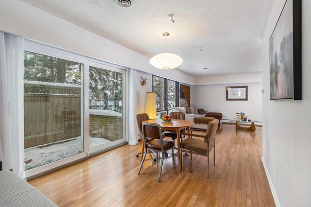 2146 Treehaven Drive, Kalamazoo City, MI 49008