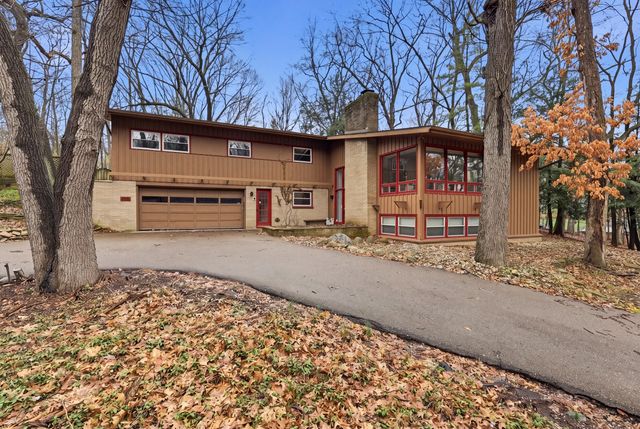 2146 Treehaven Drive, Kalamazoo City, MI 49008