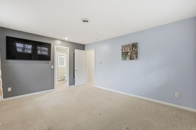 2146 Treehaven Drive, Kalamazoo City, MI 49008