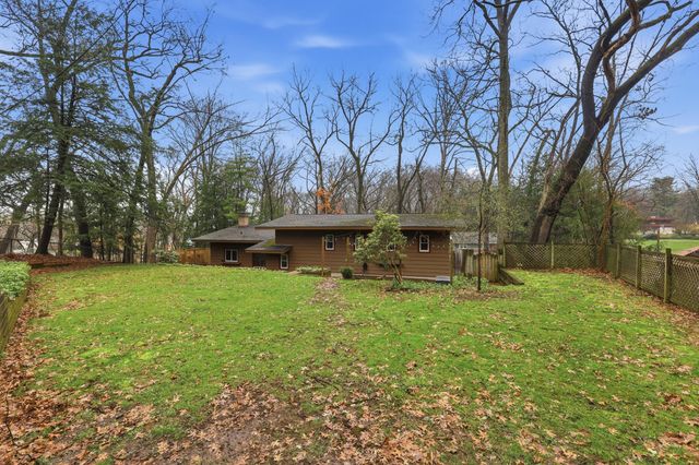 2146 Treehaven Drive, Kalamazoo City, MI 49008