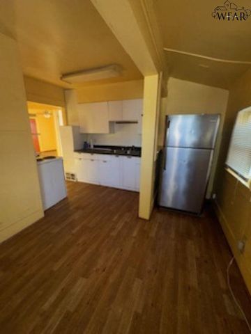 2406 AVENUE E, Wichita Falls, TX 76309