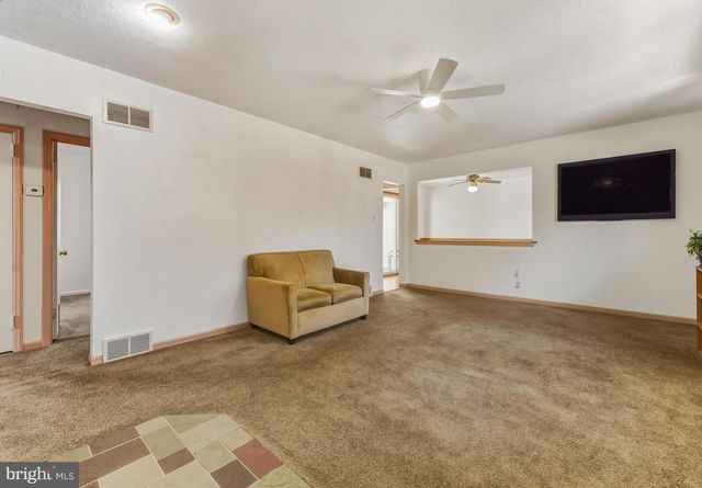 5 PEROT AVE, Cherry Hill, NJ 08003