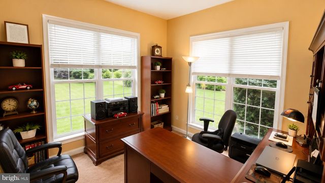 1 HENLOPEN CT, Newark, DE 19711