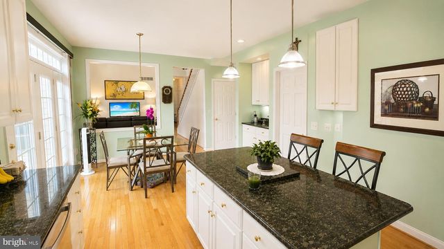 1 HENLOPEN CT, Newark, DE 19711