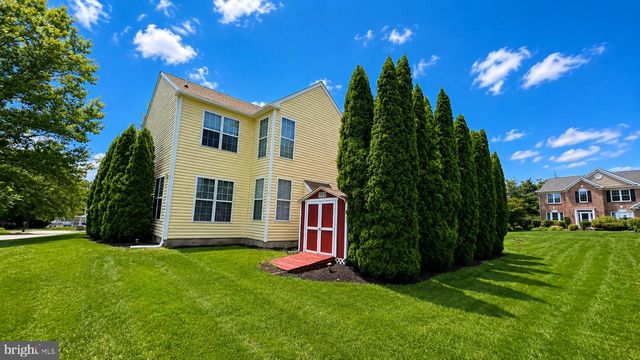 1 HENLOPEN CT, Newark, DE 19711