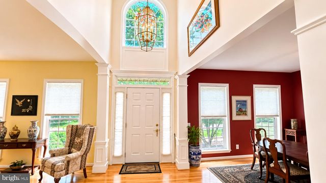 1 HENLOPEN CT, Newark, DE 19711