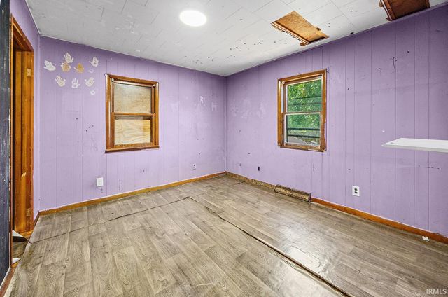 305 S Smith Street, Boswell, IN 47921