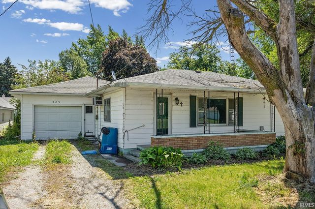 305 S Smith Street, Boswell, IN 47921