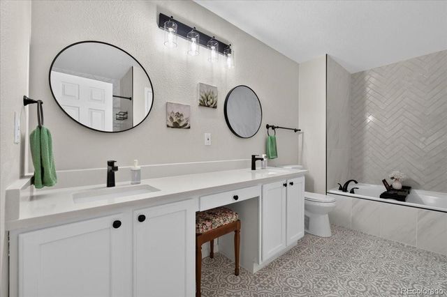 4221 S Blackhawk Circle 7C, Aurora, CO 80014