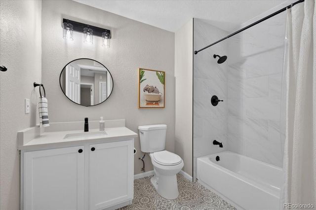 4221 S Blackhawk Circle 7C, Aurora, CO 80014