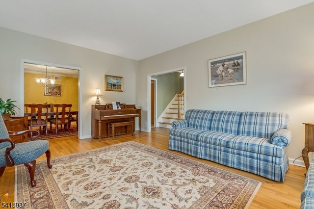 1510 Ramapo Way, Scotch Plains Twp., NJ 07076