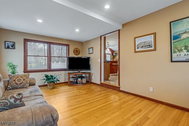 1510 Ramapo Way, Scotch Plains Twp., NJ 07076