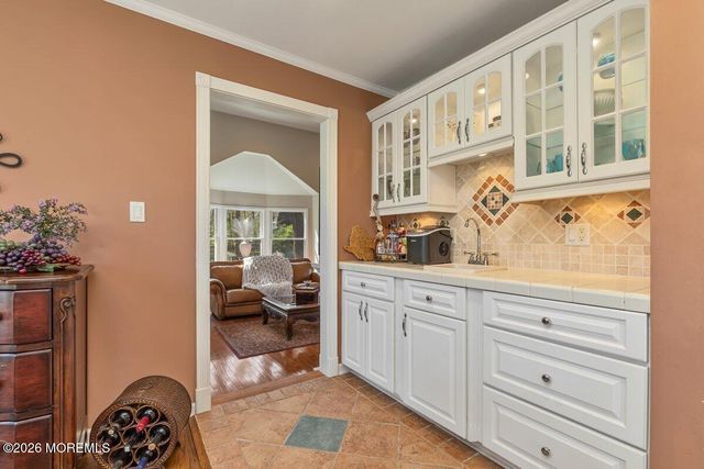 54 Bluefield Road, Lincroft, NJ 07738