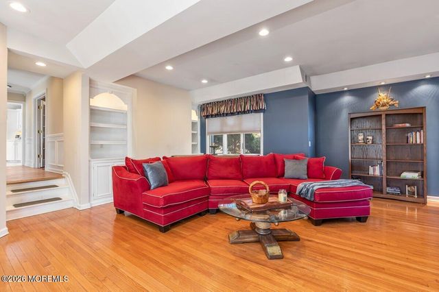 54 Bluefield Road, Lincroft, NJ 07738