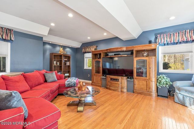 54 Bluefield Road, Lincroft, NJ 07738