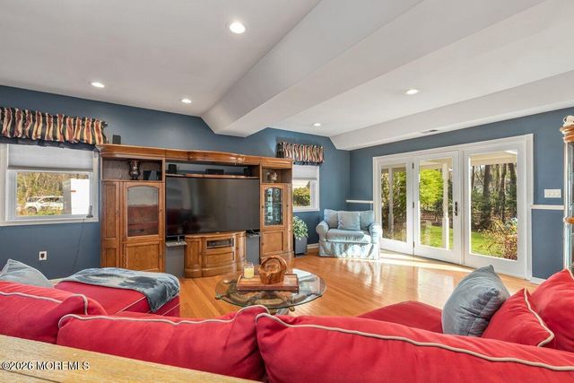 54 Bluefield Road, Lincroft, NJ 07738