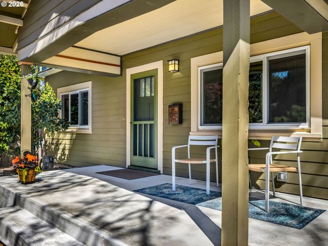 6104 N KERBY Ave, Portland, OR 97217