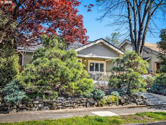 6104 N KERBY Ave, Portland, OR 97217