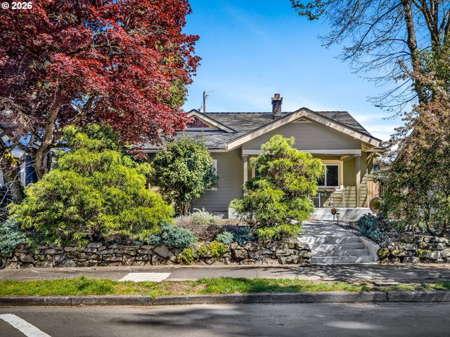 6104 N KERBY Ave, Portland, OR 97217