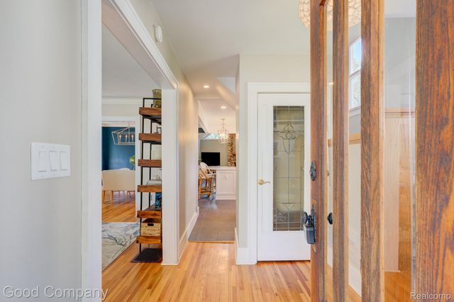 308 E Lawrence Avenue, Royal Oak, MI 48073