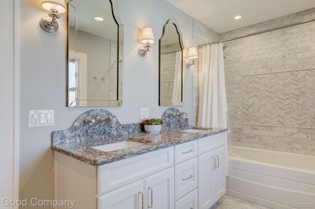 308 E Lawrence Avenue, Royal Oak, MI 48073