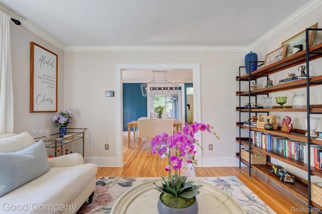 308 E Lawrence Avenue, Royal Oak, MI 48073