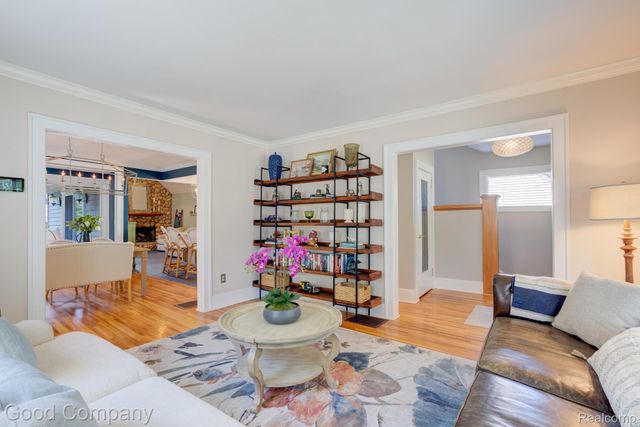 308 E Lawrence Avenue, Royal Oak, MI 48073
