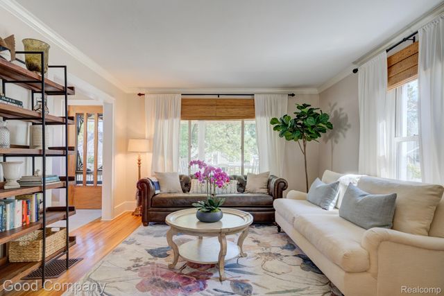 308 E Lawrence Avenue, Royal Oak, MI 48073